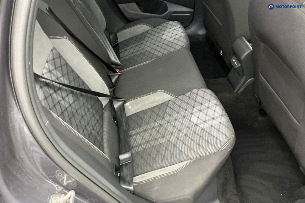 Volkswagen Taigo R-Line Automatic Petrol SUV - Stock Number (1654197) - 4th supplementary image