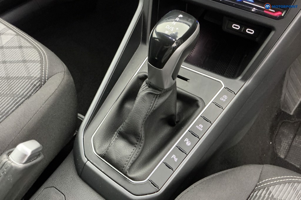 Volkswagen Taigo R-Line Automatic Petrol SUV - Stock Number (1654197) - 15th supplementary image