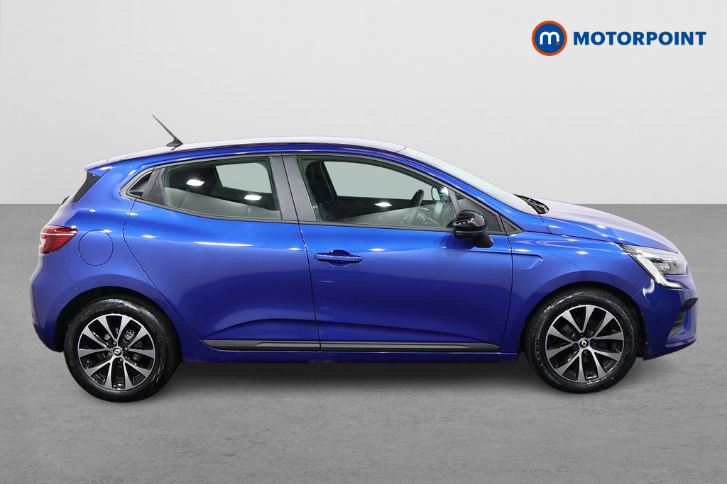 Renault Clio Evolution Manual Petrol Hatchback - Stock Number (1654527) - Drivers side