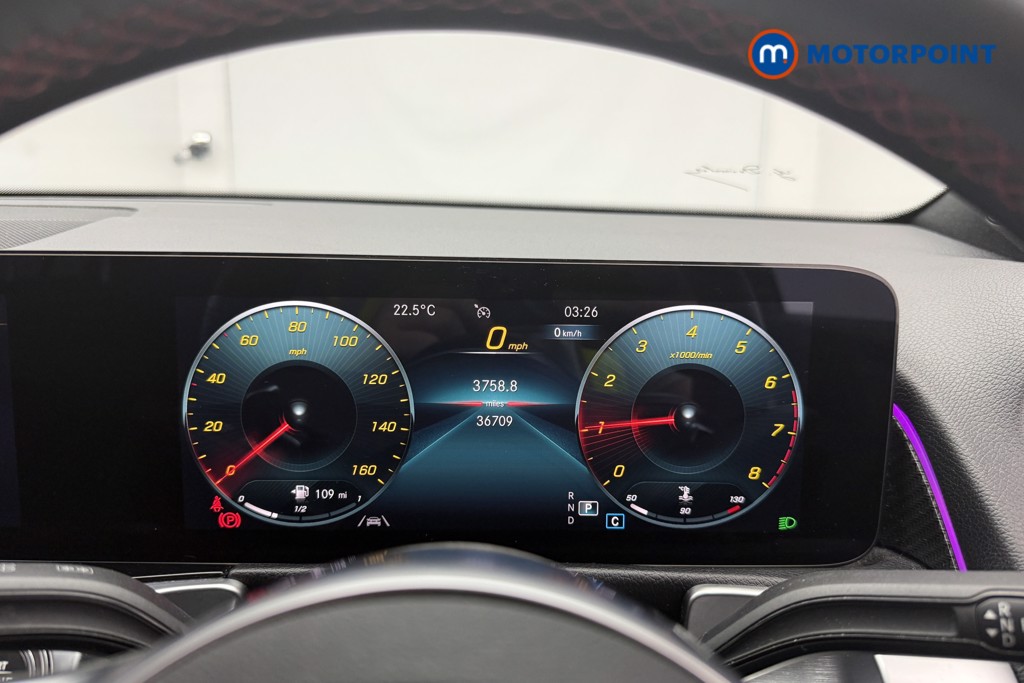 Mercedes-Benz GLB Amg Line Automatic Petrol SUV - Stock Number (1654551) - 11th supplementary image