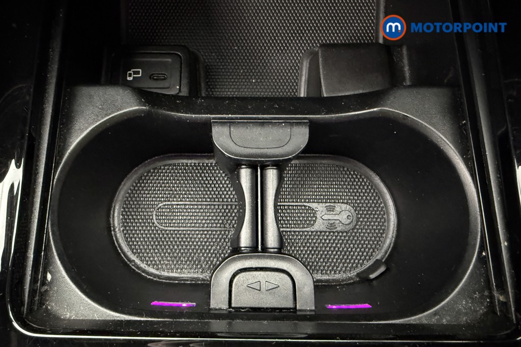 Mercedes-Benz GLB Amg Line Automatic Petrol SUV - Stock Number (1654551) - 17th supplementary image
