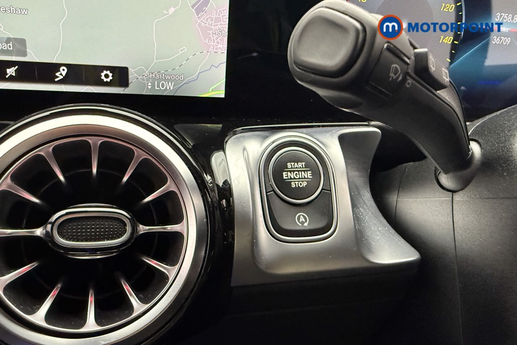 Mercedes-Benz GLB Amg Line Automatic Petrol SUV - Stock Number (1654551) - 19th supplementary image