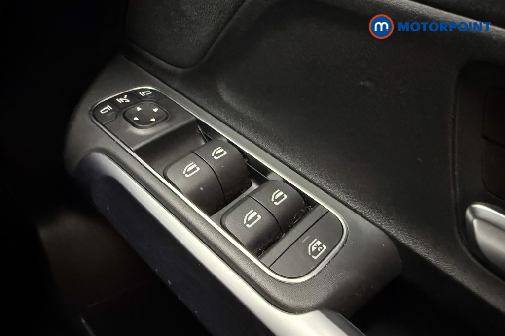 Mercedes-Benz GLB Amg Line Automatic Petrol SUV - Stock Number (1654551) - 20th supplementary image