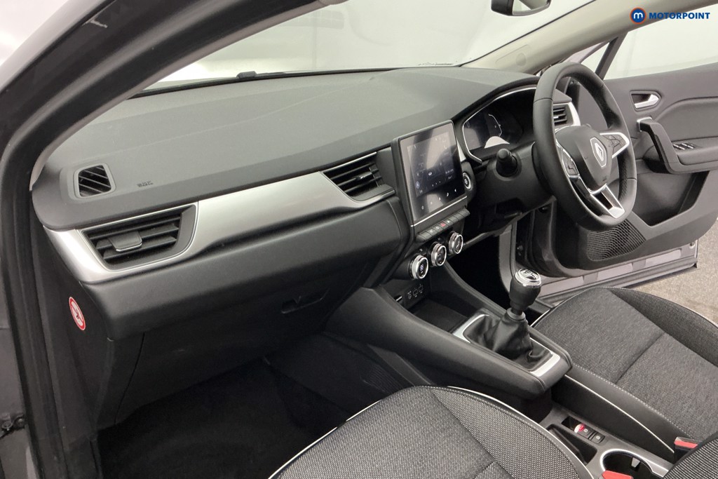 Renault Captur Techno Manual Petrol SUV - Stock Number (1654610) - 9th supplementary image