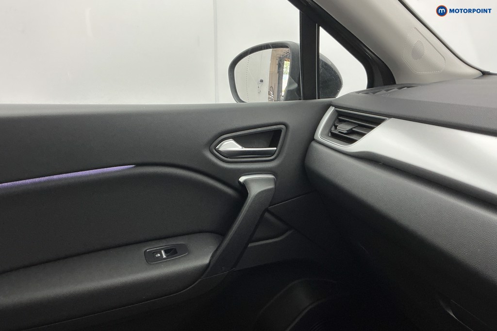Renault Captur Techno Manual Petrol SUV - Stock Number (1654610) - 19th supplementary image