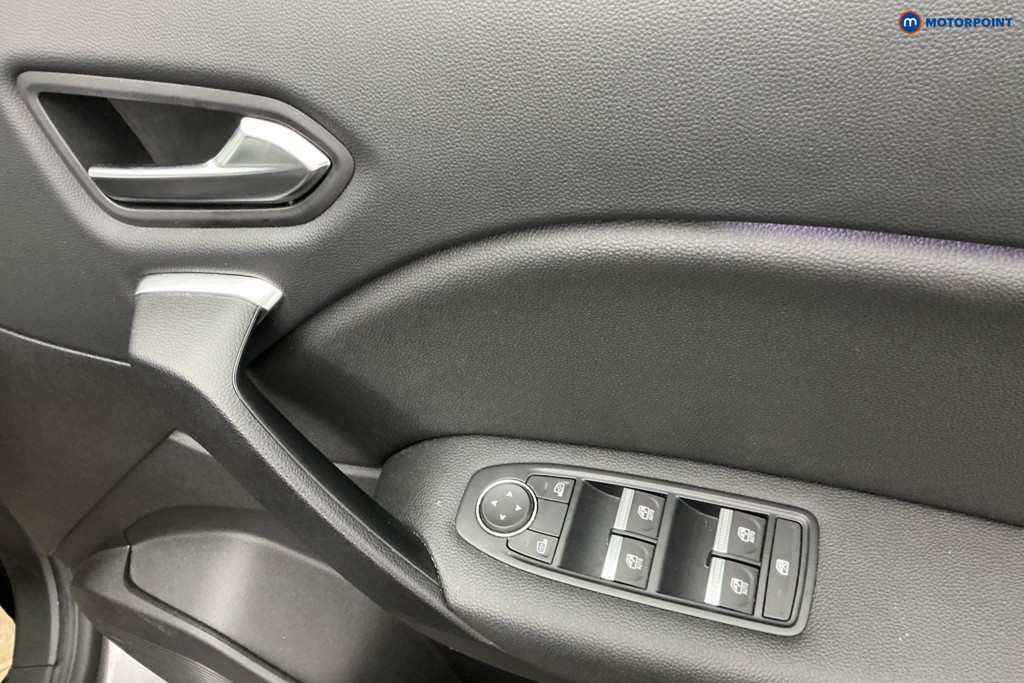 Renault Captur Techno Manual Petrol SUV - Stock Number (1654610) - 25th supplementary image