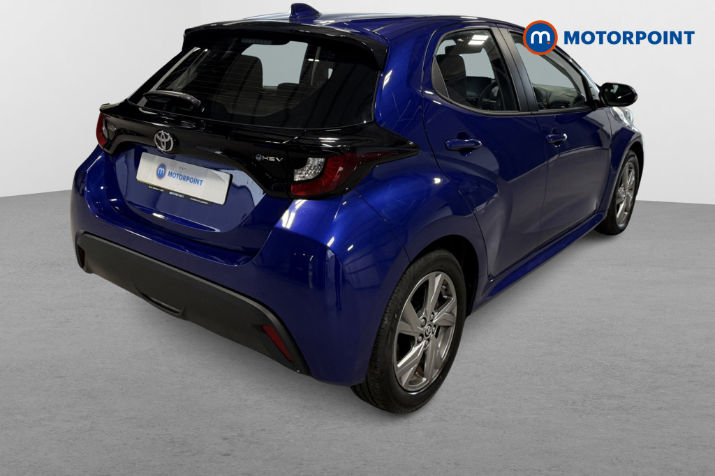 Toyota Yaris Icon Automatic Petrol-Electric Hybrid Hatchback - Stock Number (1654647) - Drivers side rear corner