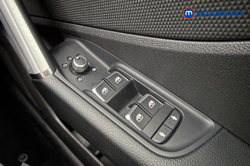 Audi Q2 S Line Automatic Petrol SUV - Stock Number (1654657) - 18th supplementary image