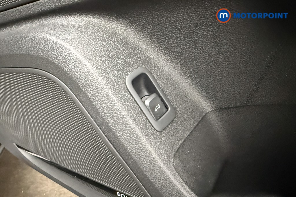 Audi Q2 S Line Automatic Petrol SUV - Stock Number (1654657) - 21st supplementary image