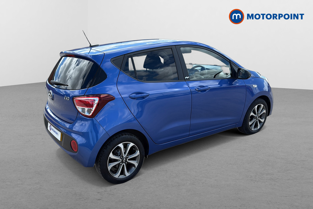 Hyundai I10 Play Manual Petrol Hatchback - Stock Number (1654983) - Passenger side rear corner