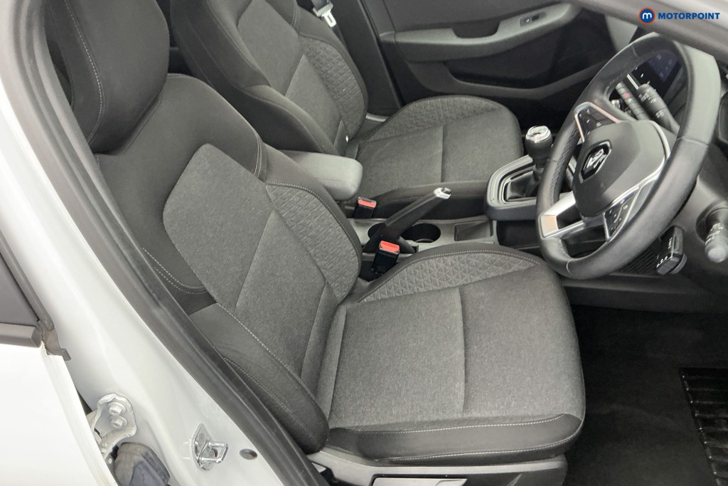 Renault Clio Iconic Edition Manual Petrol Hatchback - Stock Number (1654992) - 5th supplementary image