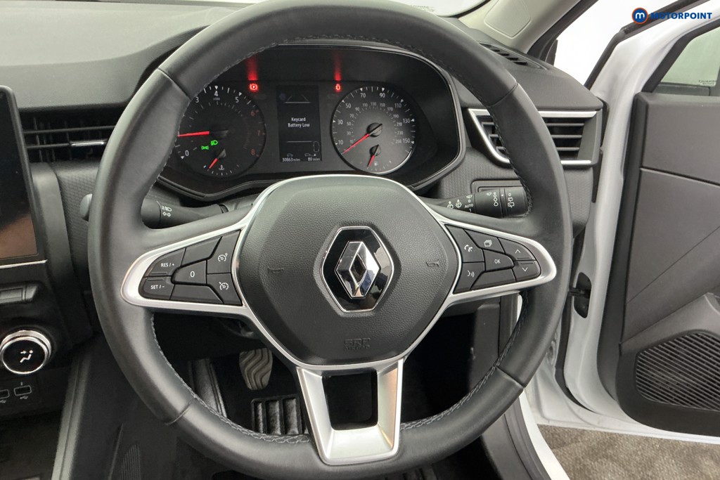 Renault Clio Iconic Edition Manual Petrol Hatchback - Stock Number (1654992) - 6th supplementary image