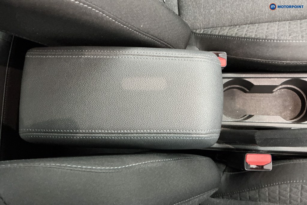 Renault Clio Iconic Edition Manual Petrol Hatchback - Stock Number (1654992) - 13th supplementary image