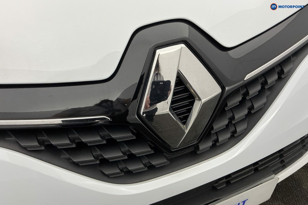 Renault Clio Iconic Edition Manual Petrol Hatchback - Stock Number (1654992) - 28th supplementary image