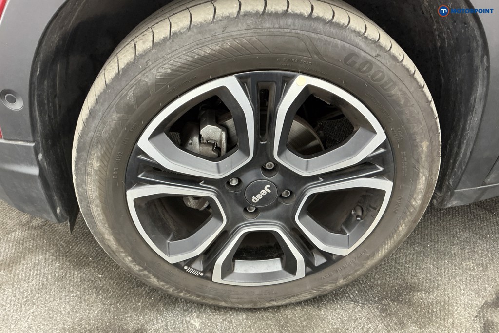 Jeep Avenger Altitude Manual Petrol SUV - Stock Number (1655767) - 34th supplementary image