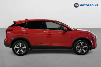 Nissan Qashqai N-Connecta Automatic Petrol SUV - Stock Number (1655850) - Drivers side