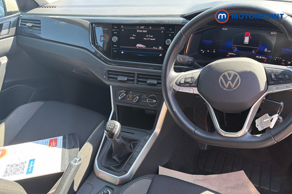 Volkswagen Polo Life Manual Petrol Hatchback - Stock Number (1655875) - 1st supplementary image