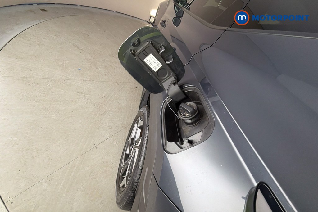 Hyundai Tucson Ultimate Automatic Petrol-Electric Hybrid SUV - Stock Number (1656495) - 41st supplementary image