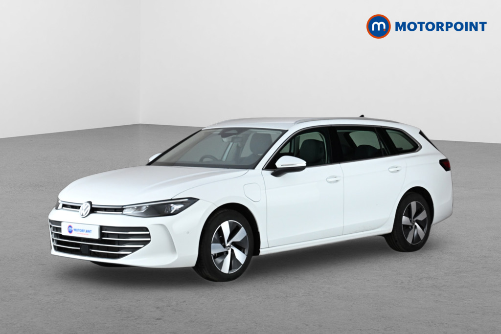 Volkswagen Passat Life Automatic Petrol Plug-In Hybrid Estate - Stock Number (1656624) - Passenger side front corner