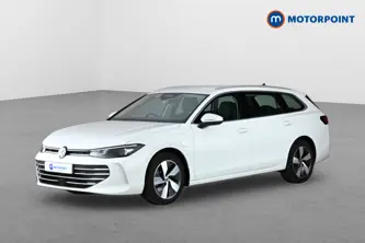 Volkswagen Passat Life Automatic Petrol Plug-In Hybrid Estate - Stock Number (1656624) - Passenger side front corner