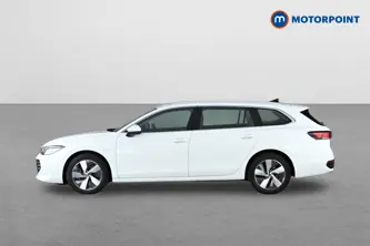 Volkswagen Passat Life Automatic Petrol Plug-In Hybrid Estate - Stock Number (1656624) - Passenger side