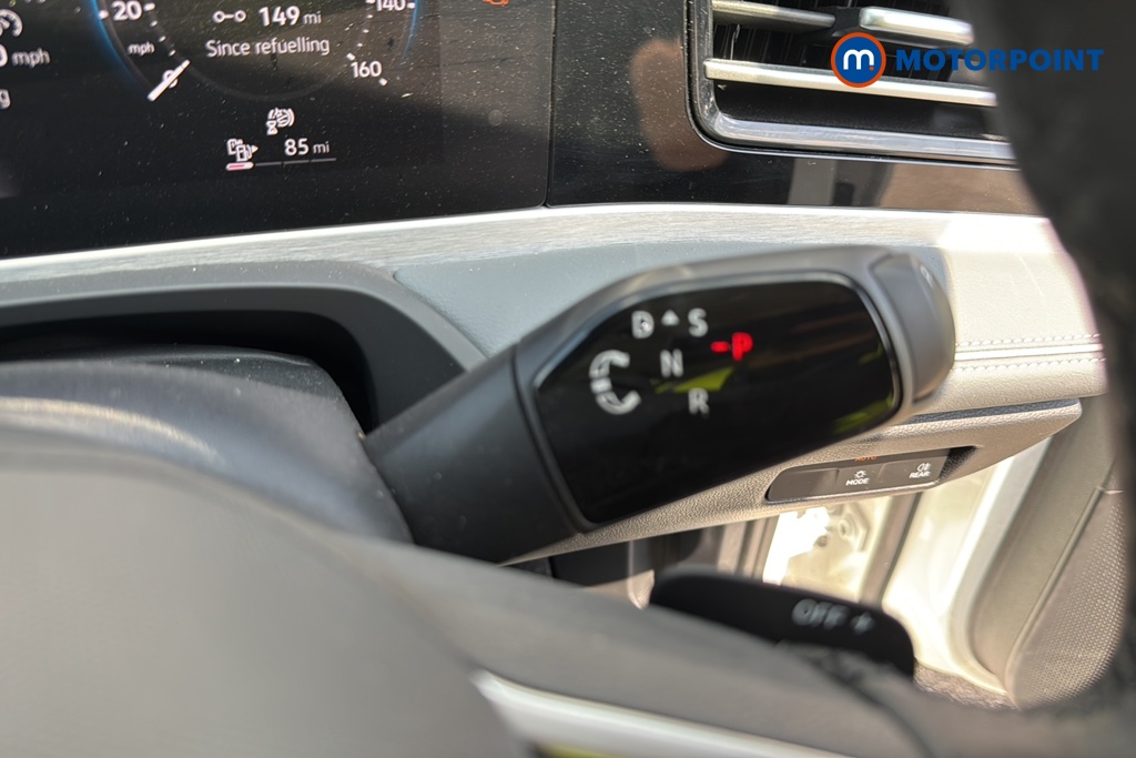 Volkswagen Passat Life Automatic Petrol Plug-In Hybrid Estate - Stock Number (1656628) - 6th supplementary image
