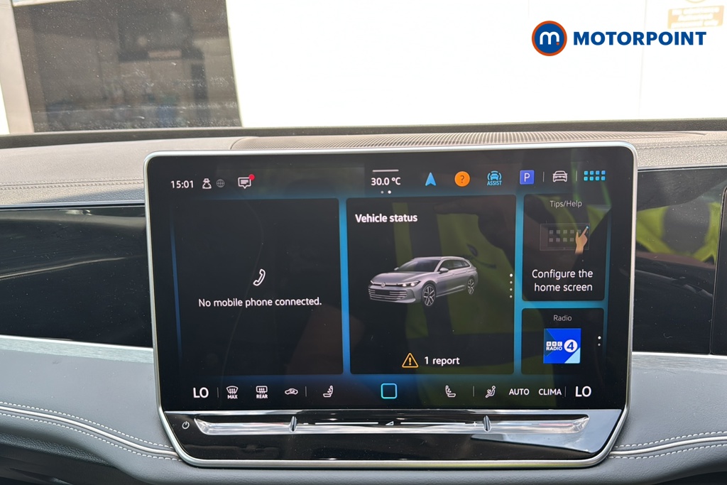 Volkswagen Passat Life Automatic Petrol Plug-In Hybrid Estate - Stock Number (1656628) - 8th supplementary image