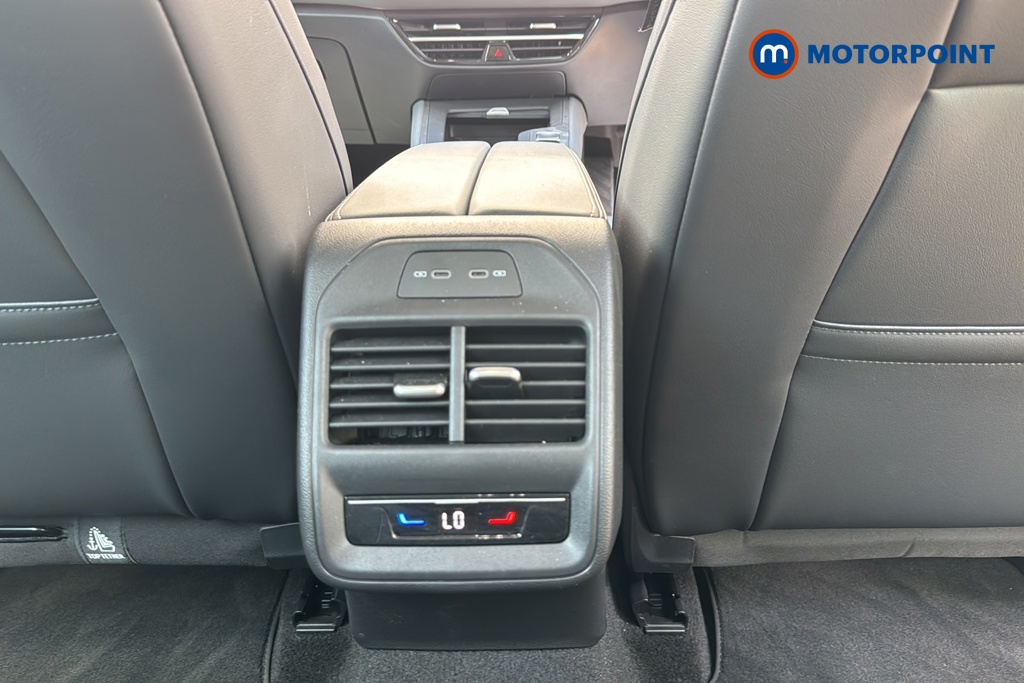 Volkswagen Passat Life Automatic Petrol Plug-In Hybrid Estate - Stock Number (1656628) - 28th supplementary image