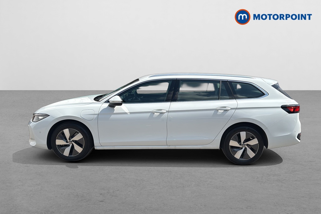 Volkswagen Passat Life Automatic Petrol Plug-In Hybrid Estate - Stock Number (1656628) - Drivers side