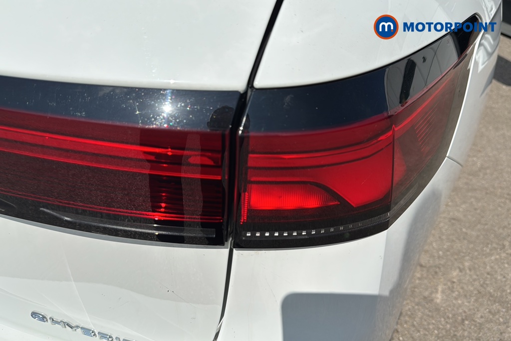 Volkswagen Passat Life Automatic Petrol Plug-In Hybrid Estate - Stock Number (1656628) - 36th supplementary image