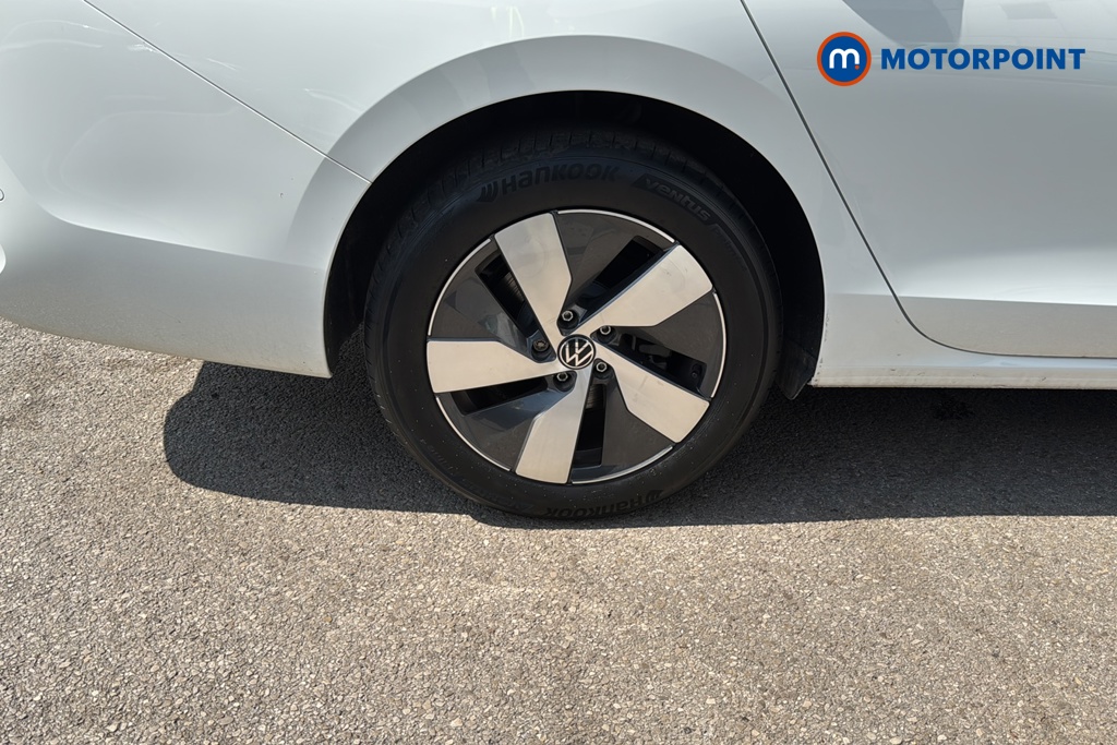 Volkswagen Passat Life Automatic Petrol Plug-In Hybrid Estate - Stock Number (1656628) - 46th supplementary image