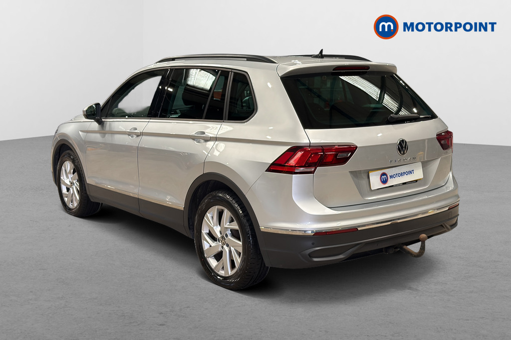 Volkswagen Tiguan Life Automatic Diesel SUV - Stock Number (1657044) - Drivers side rear corner