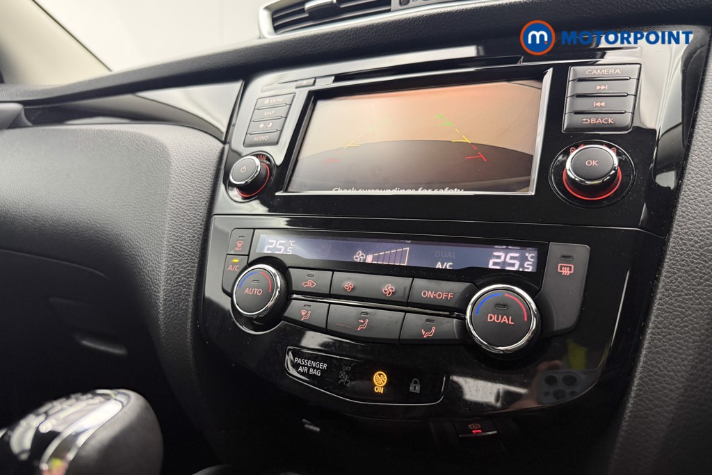 Nissan Qashqai Acenta Premium Manual Petrol SUV - Stock Number (1657467) - 14th supplementary image