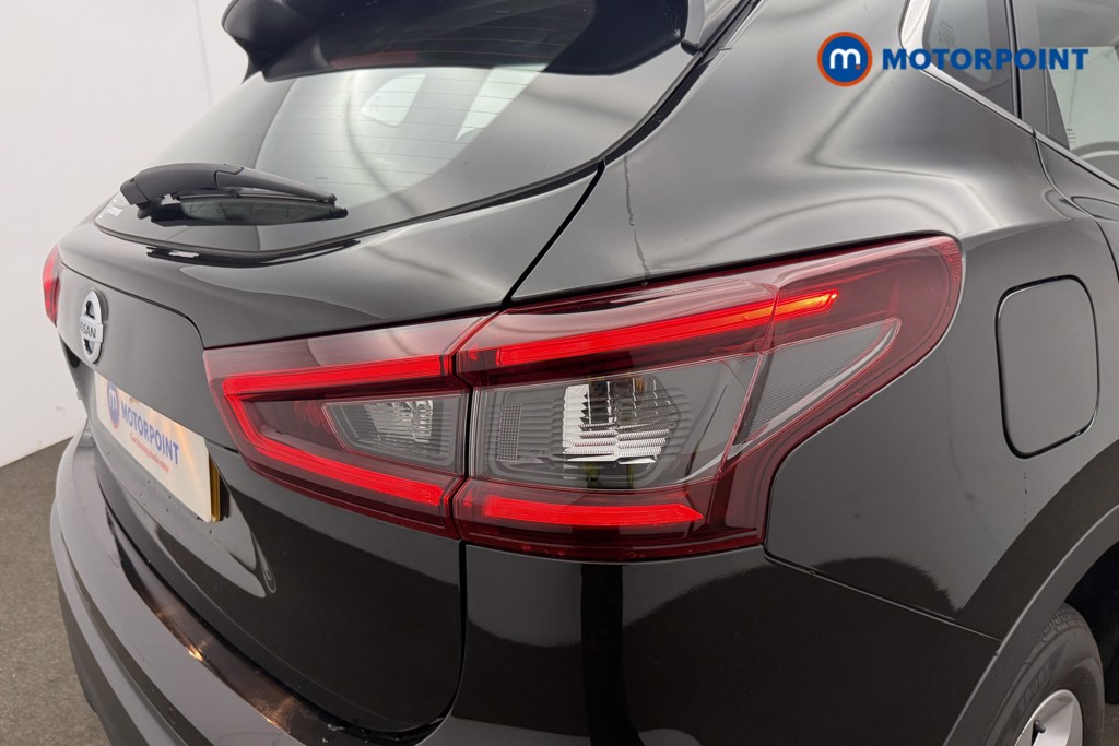 Nissan Qashqai Acenta Premium Manual Petrol SUV - Stock Number (1657467) - 17th supplementary image