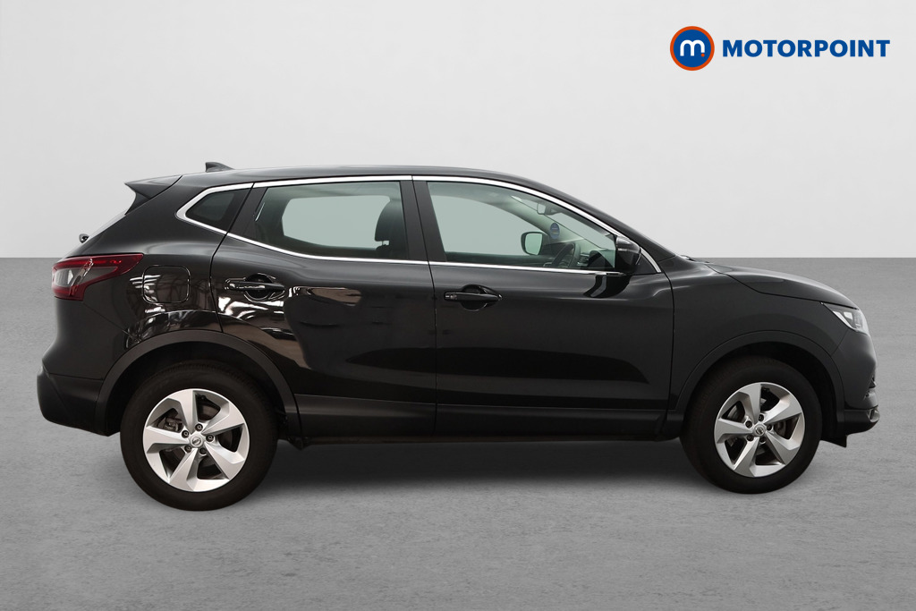 Nissan Qashqai Acenta Premium Manual Petrol SUV - Stock Number (1657467) - Drivers side