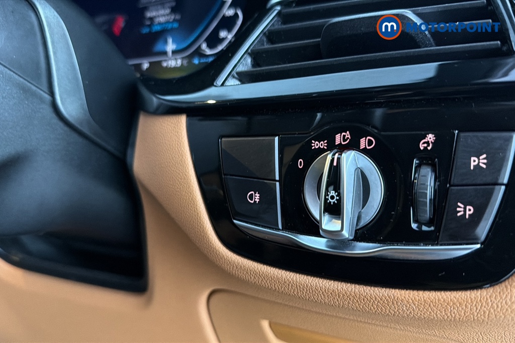 BMW 5 Series SE Automatic Petrol Plug-In Hybrid Saloon - Stock Number (1657684) - 11th supplementary image