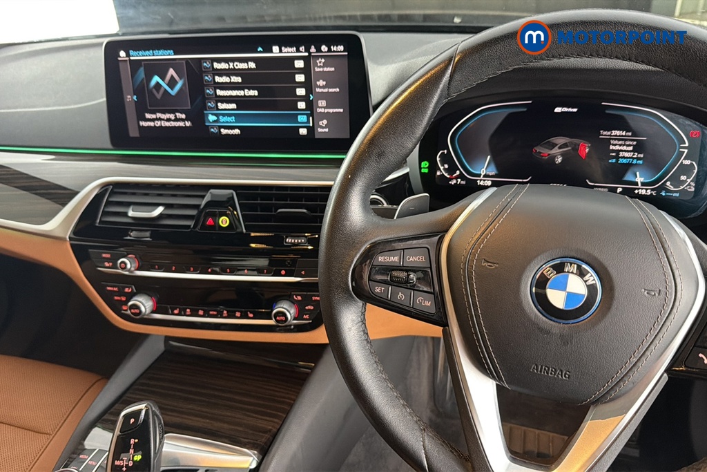 BMW 5 Series SE Automatic Petrol Plug-In Hybrid Saloon - Stock Number (1657684) - 1st supplementary image