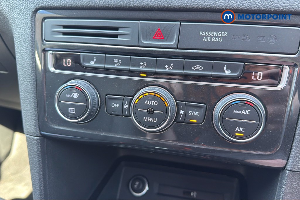 Volkswagen Golf Sv Match Automatic Petrol Hatchback - Stock Number (1657992) - 12th supplementary image