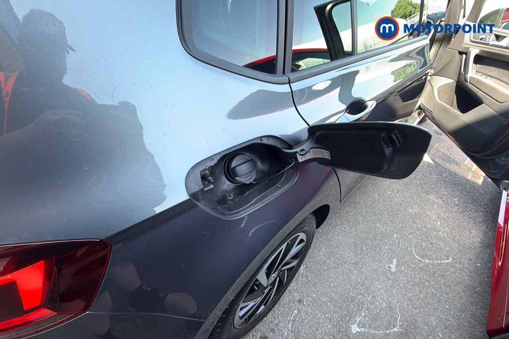 Volkswagen Golf Sv Match Automatic Petrol Hatchback - Stock Number (1657992) - 41st supplementary image