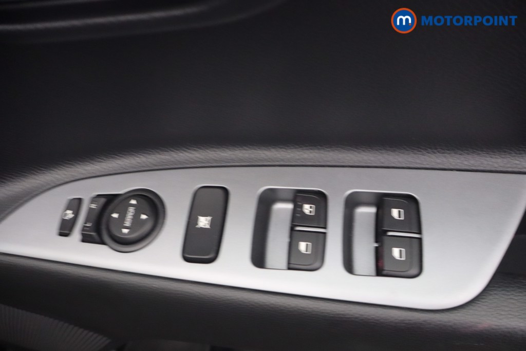KIA Stonic Gt-Line S Automatic Petrol SUV - Stock Number (1658645) - 11th supplementary image