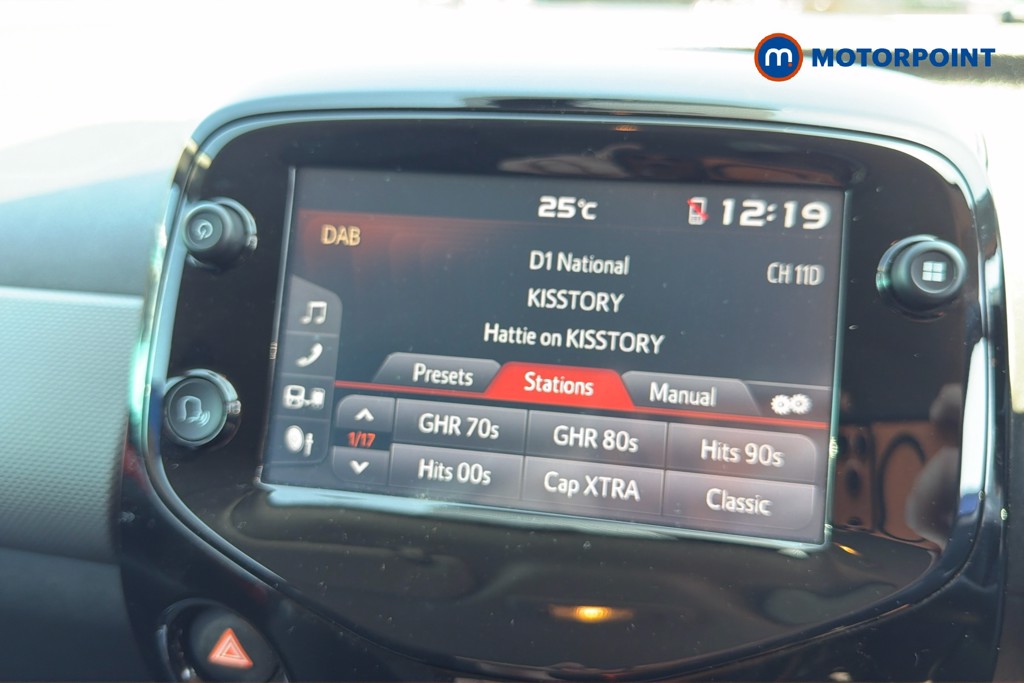 Peugeot 108 Allure Manual Petrol Hatchback - Stock Number (1659152) - 9th supplementary image