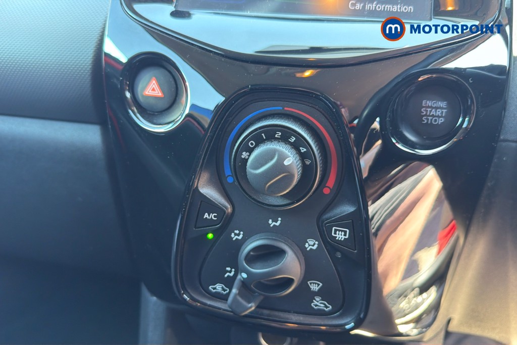 Peugeot 108 Allure Manual Petrol Hatchback - Stock Number (1659152) - 12th supplementary image