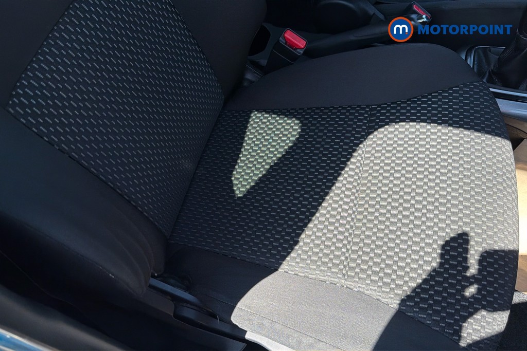 Suzuki Ignis SZ5 Manual Petrol SUV - Stock Number (1659189) - 22nd supplementary image