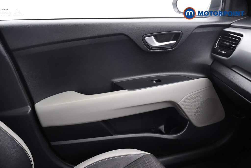 KIA Stonic Connect Automatic Petrol SUV - Stock Number (1659238) - 11th supplementary image