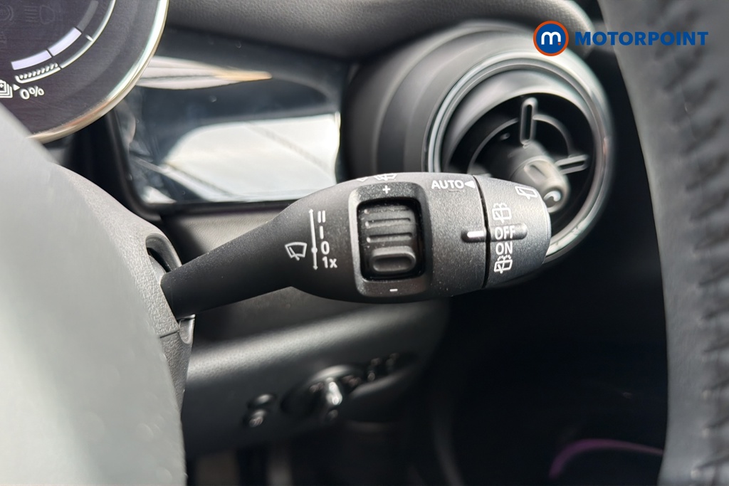 Mini Hatchback Cooper S Level 2 Automatic Electric Hatchback - Stock Number (1659364) - 6th supplementary image