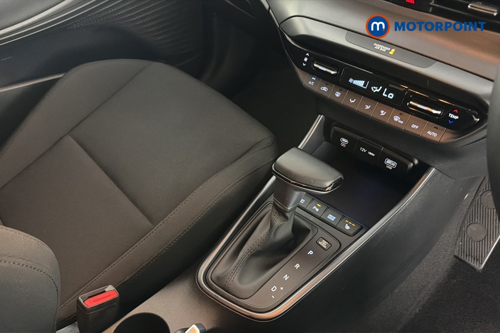 Hyundai I20 Premium Automatic Petrol Hatchback - Stock Number (1659591) - 15th supplementary image