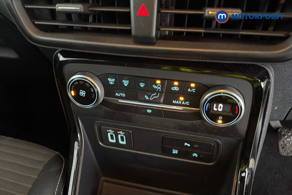 Ford Ecosport Titanium Manual Petrol SUV - Stock Number (1659593) - 12th supplementary image