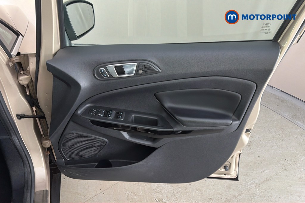 Ford Ecosport Titanium Manual Petrol SUV - Stock Number (1659593) - 19th supplementary image