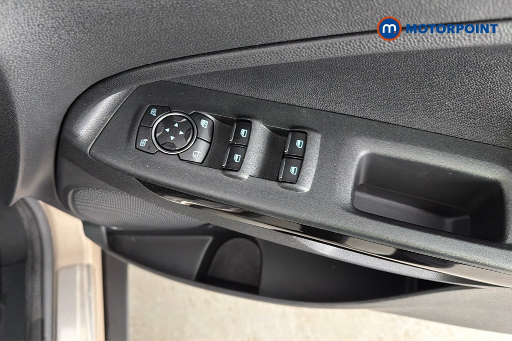 Ford Ecosport Titanium Manual Petrol SUV - Stock Number (1659593) - 20th supplementary image