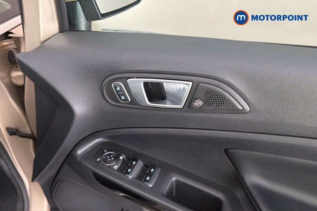 Ford Ecosport Titanium Manual Petrol SUV - Stock Number (1659593) - 42nd supplementary image